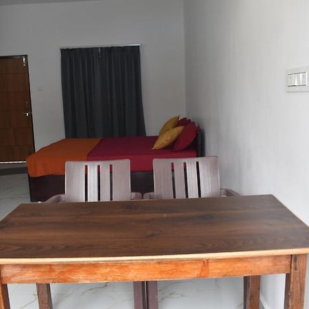 Gundappa Cafe Gokarna Kudle Beach Εξωτερικό φωτογραφία