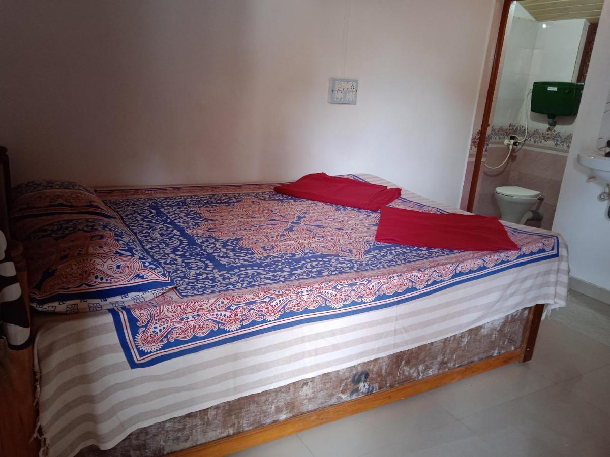 Gundappa Cafe Gokarna Kudle Beach Εξωτερικό φωτογραφία