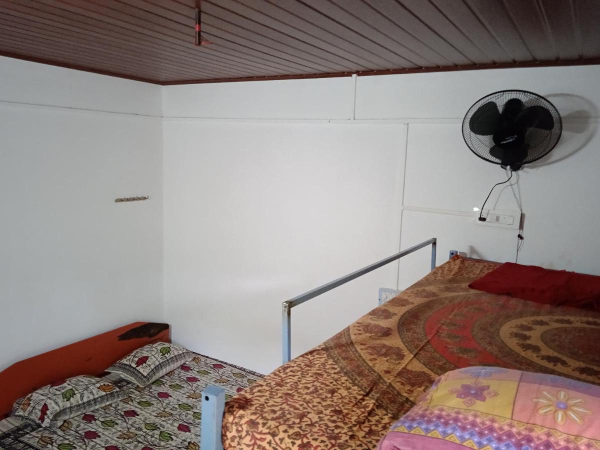 Gundappa Cafe Gokarna Kudle Beach Εξωτερικό φωτογραφία