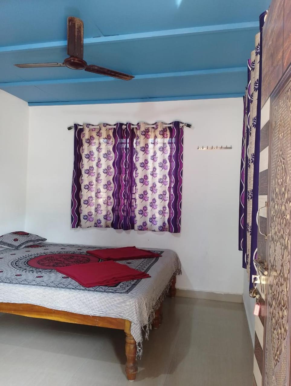 Gundappa Cafe Gokarna Kudle Beach Εξωτερικό φωτογραφία